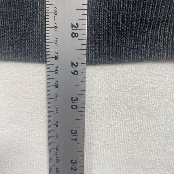 Turnbury 100% Merino Wool Gray Knit Sweater Vest Men’s Size L Sleeveless V-Neck - Picture 10 of 10